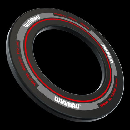 Winmau Advance Black/Red Surround